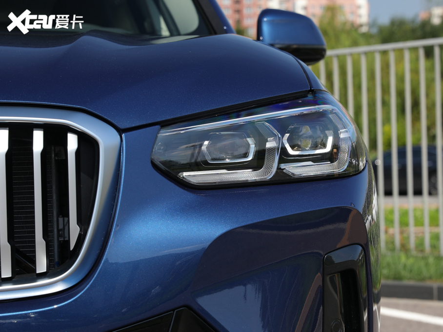 2022RX3 xDrive25i M\b