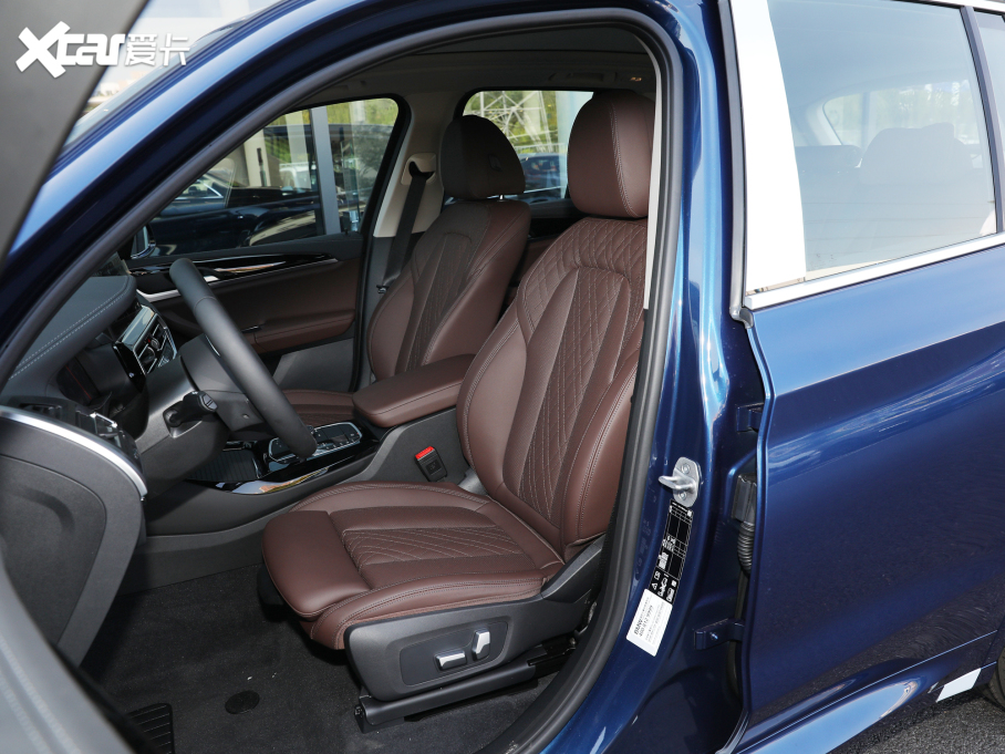 2022RX3 xDrive25i M\b