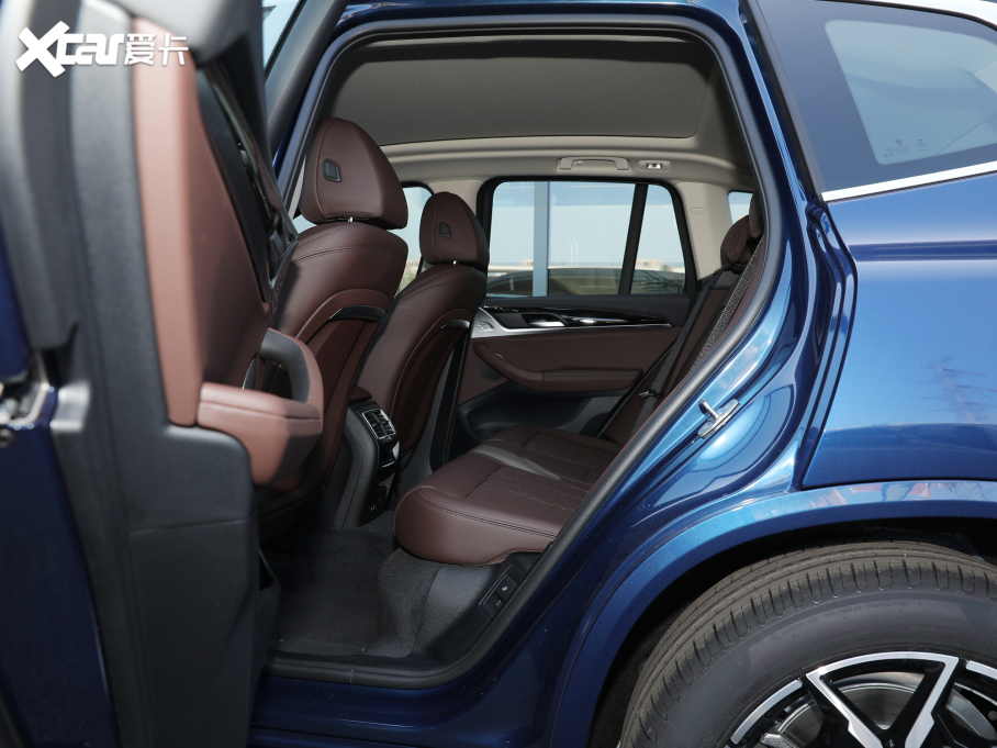 2022RX3 xDrive25i M\b