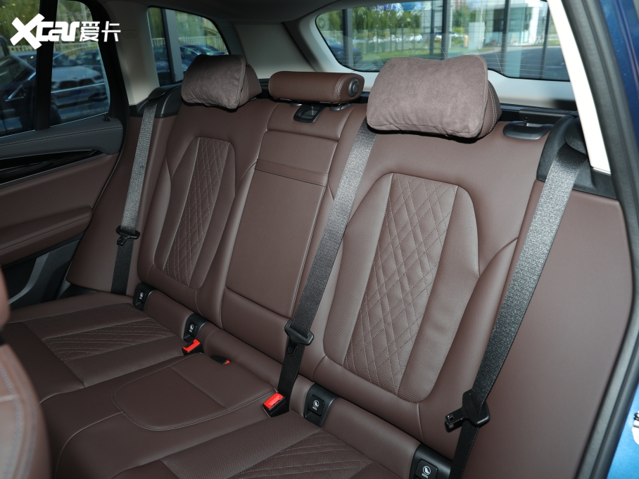 2022RX3 xDrive25i M\b