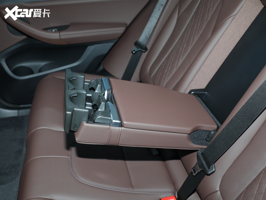 2022RX3 xDrive25i M\b