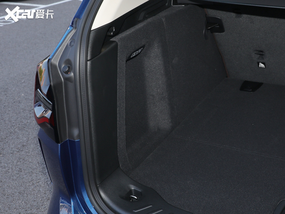 2022RX3 xDrive25i M\b