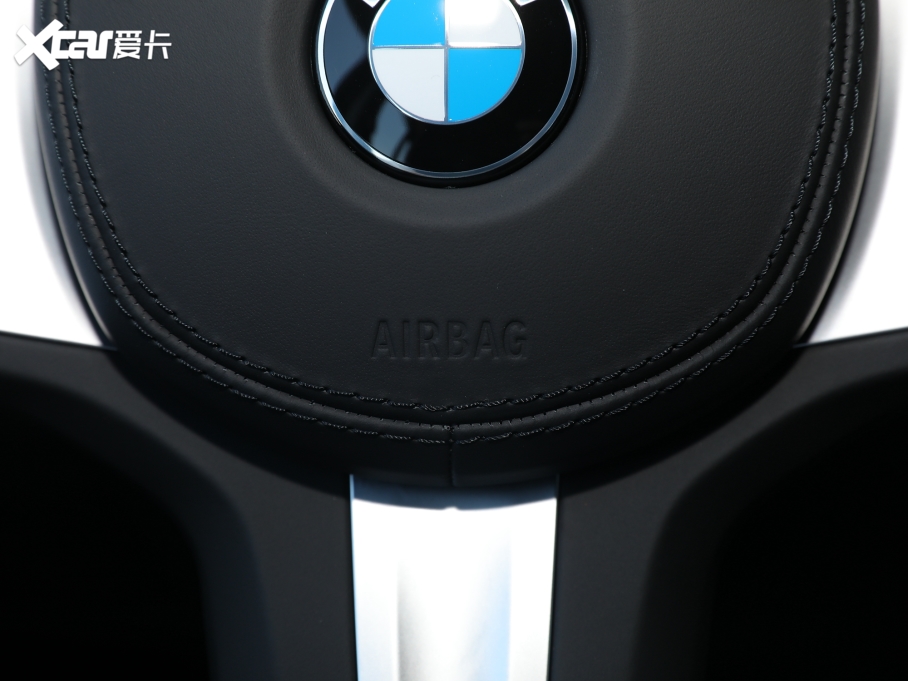 2022��RX3 xDrive25i M�\�����b