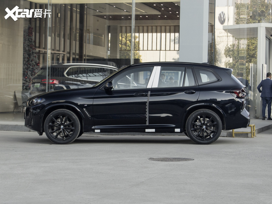 2022RX3 Ŀ xDrive30i  Mҹb