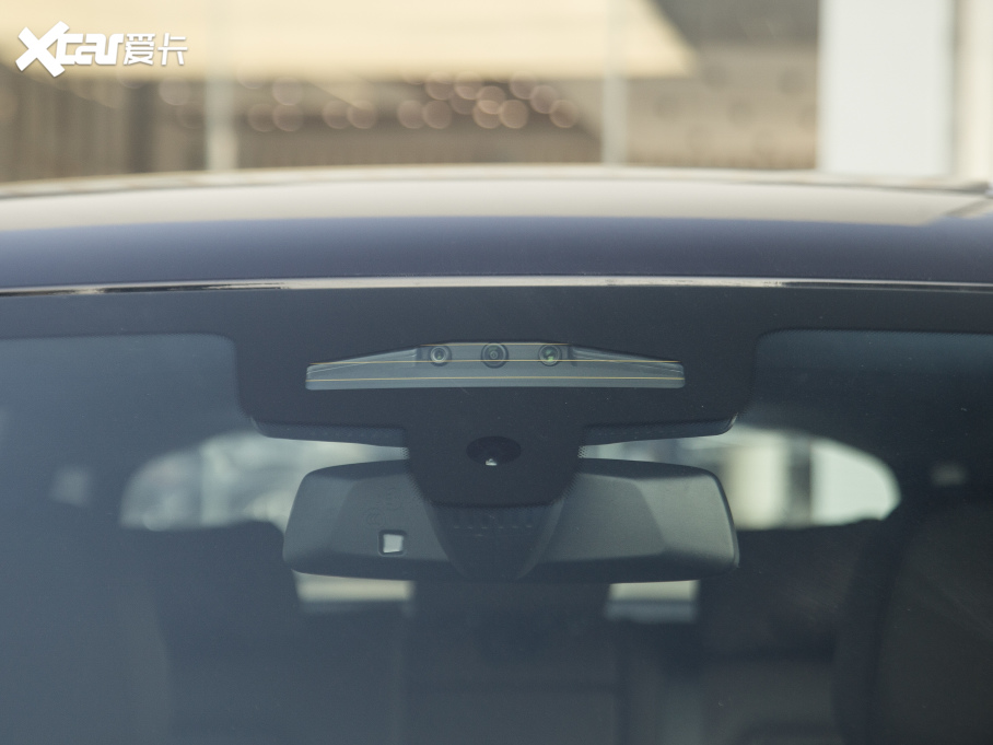 2022RX3 Ŀ xDrive30i  Mҹb