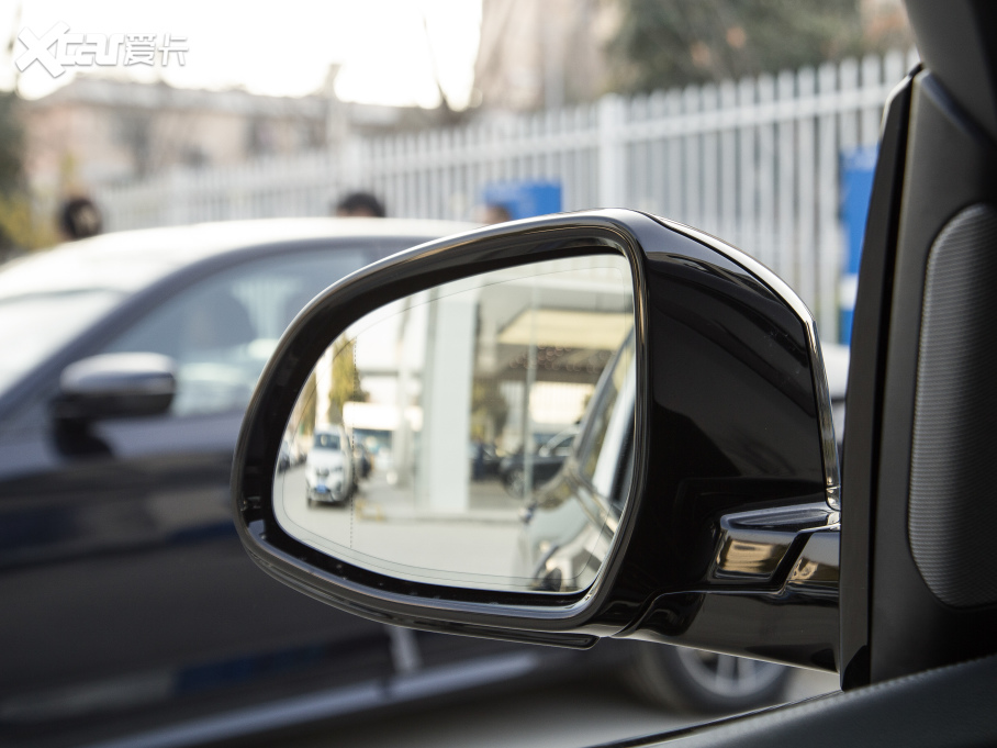 2022RX3 Ŀ xDrive30i  Mҹb