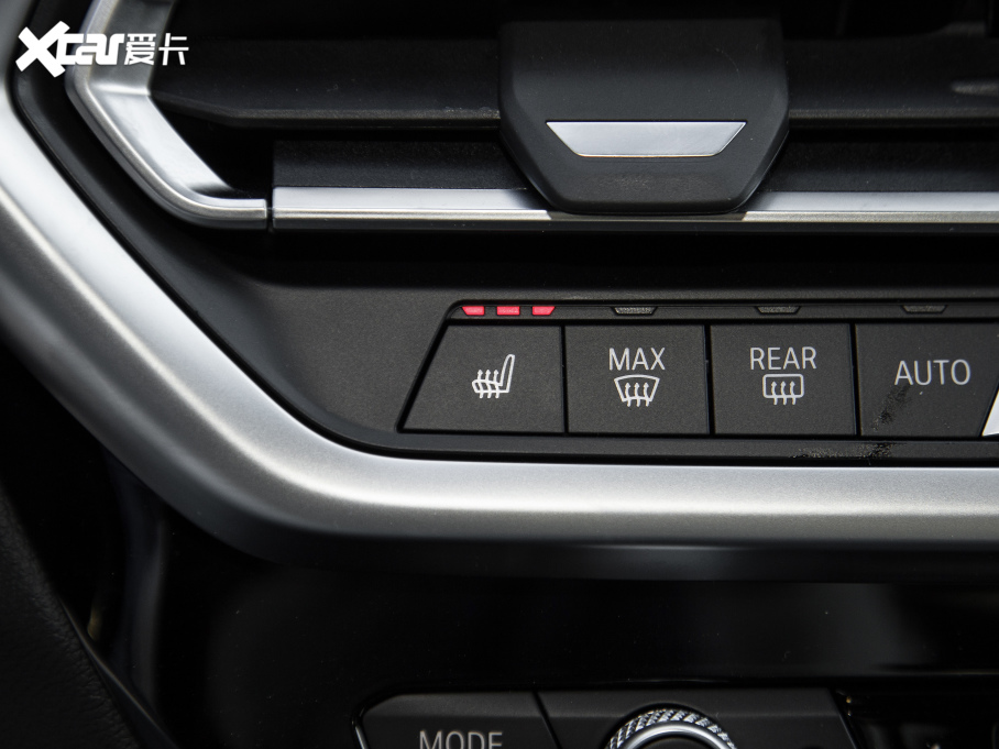 2022RX3 Ŀ xDrive30i  Mҹb