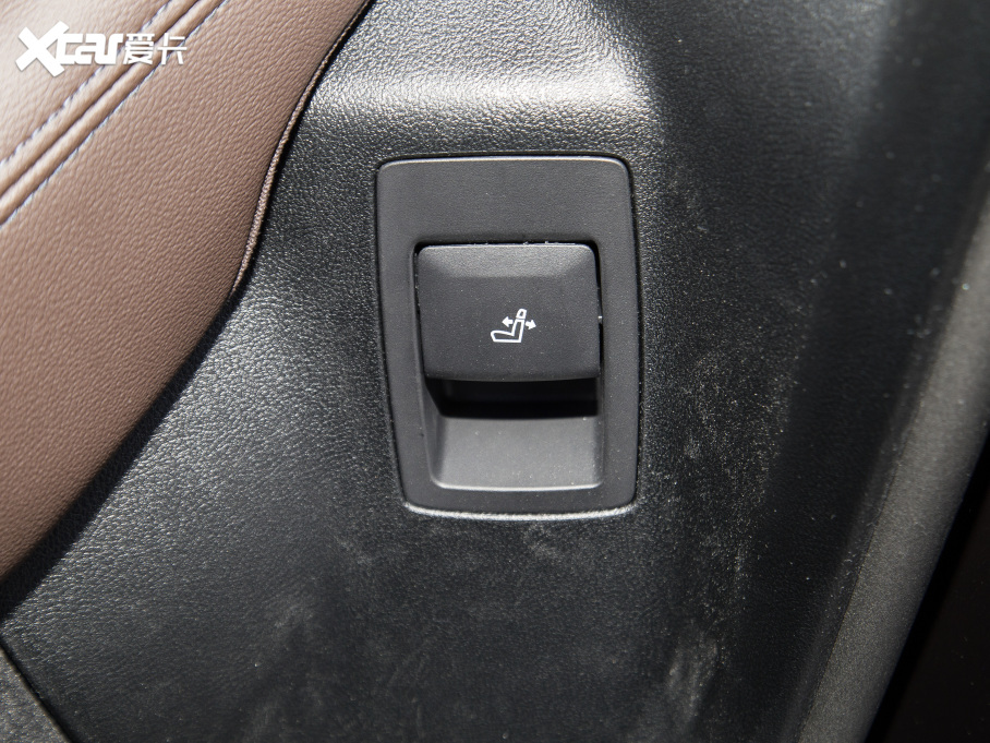 2022RX3 Ŀ xDrive30i  Mҹb