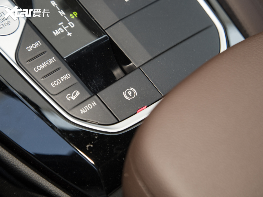 2022RX3 Ŀ xDrive30i  Mҹb