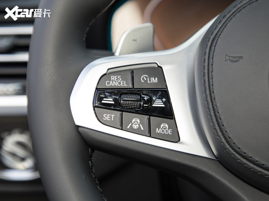 2022RX3 Ŀ xDrive30i  Mҹb