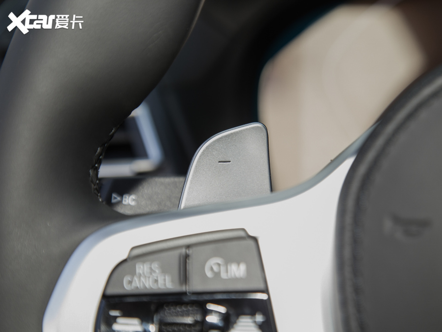 2022RX3 Ŀ xDrive30i  Mҹb