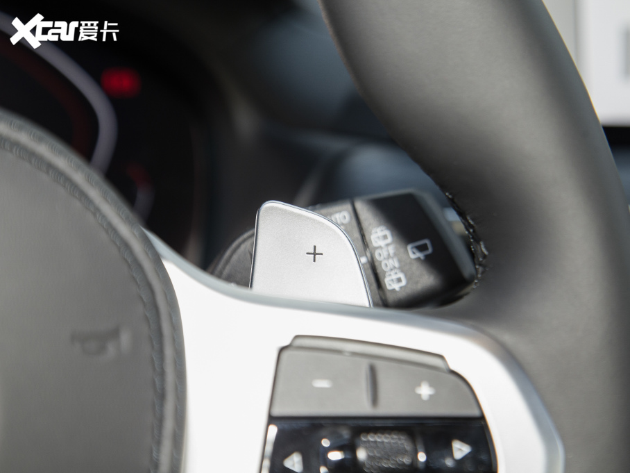 2022RX3 Ŀ xDrive30i  Mҹb