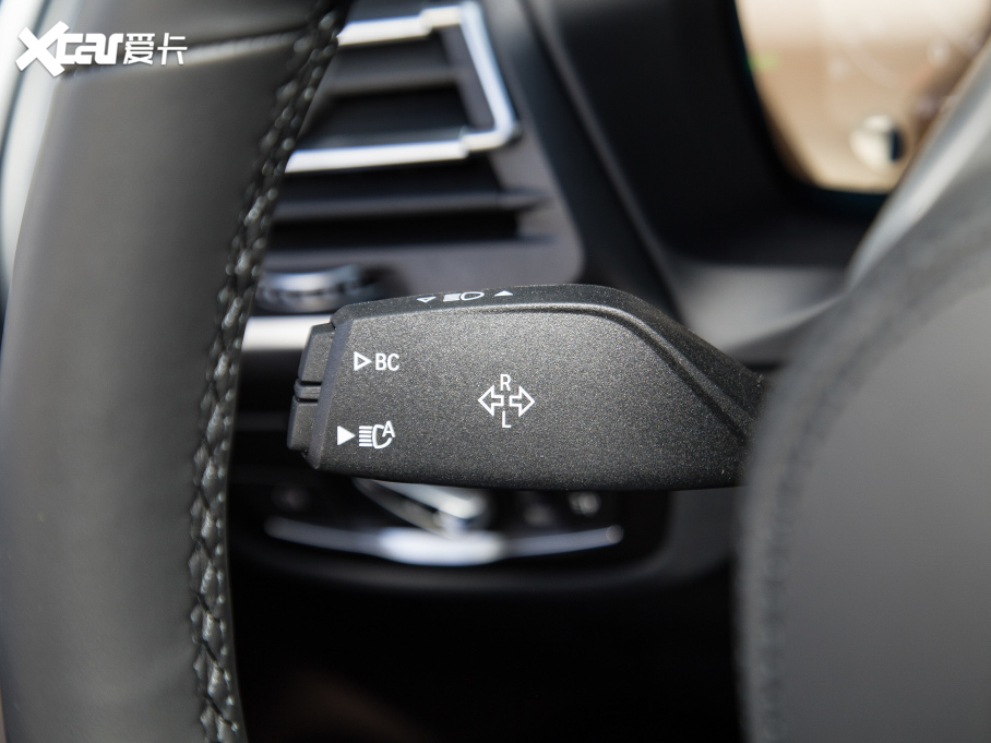 2022RX3 Ŀ xDrive30i  Mҹb