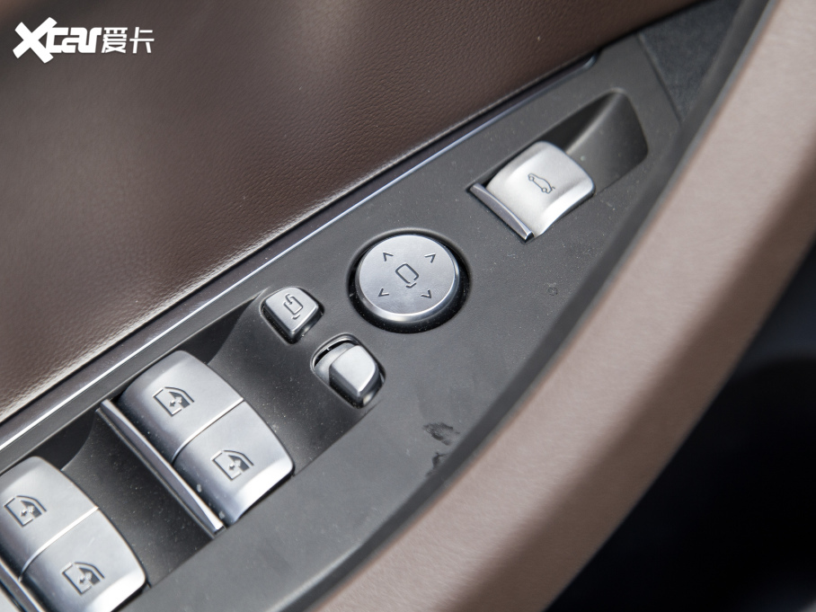 2022RX3 Ŀ xDrive30i  Mҹb