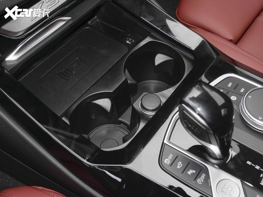 2022RX3 Ŀ xDrive30i  Mҹb