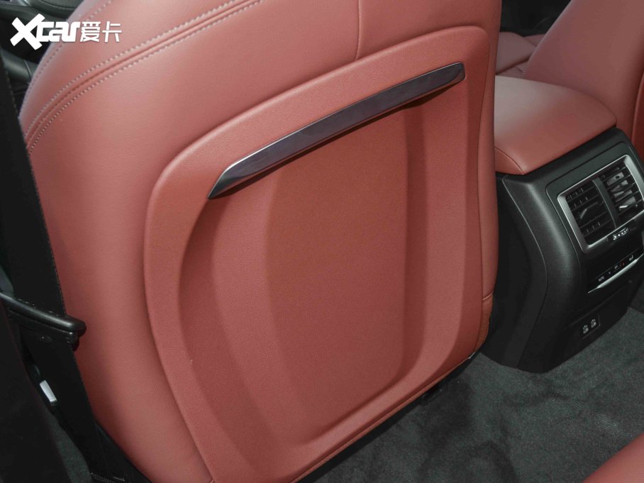 2022RX3 Ŀ xDrive30i  Mҹb