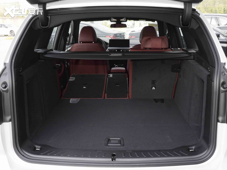 2022RX3 Ŀ xDrive30i  Mҹb