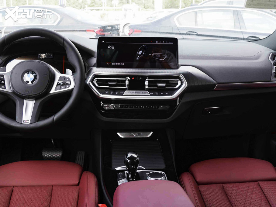 2022RX3 Ŀ xDrive30i  Mҹb