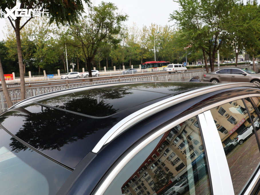 2022RX3 Ŀ xDrive25i M\b