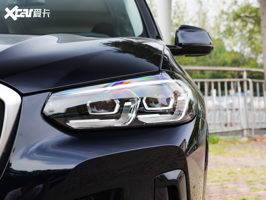 2022RX3 Ŀ xDrive25i M\b