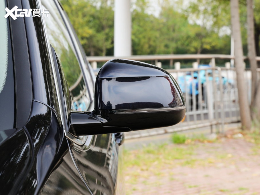 2022RX3 Ŀ xDrive25i M\b