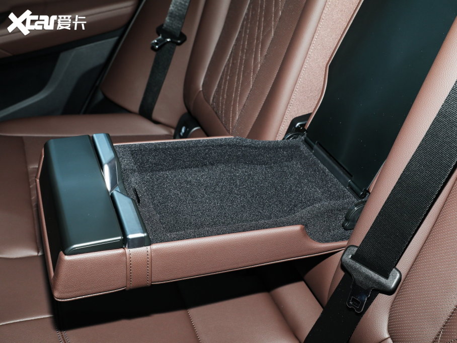 2022RX3 Ŀ xDrive25i M\b