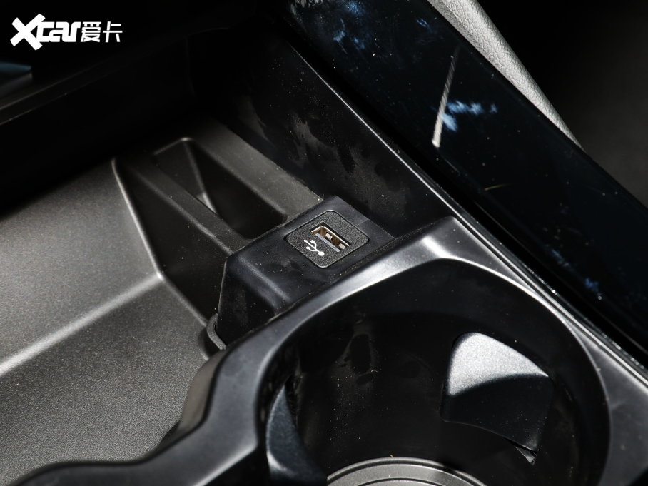 2022RX3 Ŀ xDrive25i M\b