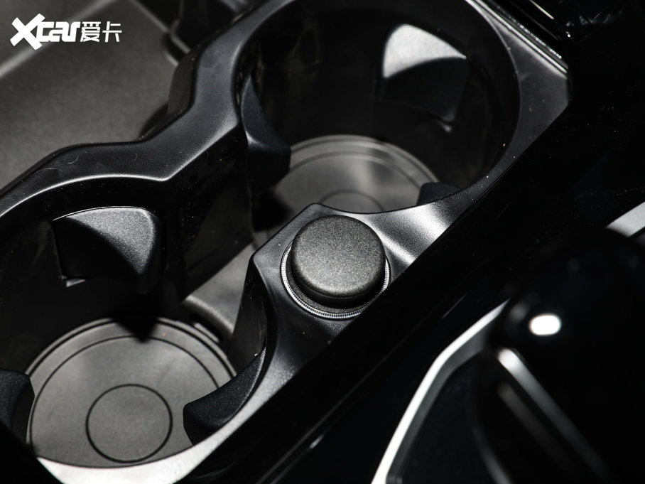 2022RX3 Ŀ xDrive25i M\b