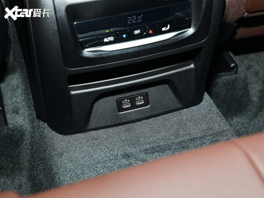 2022RX3 Ŀ xDrive25i M\b