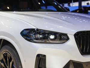 2022xDrive30i Mҹb ^