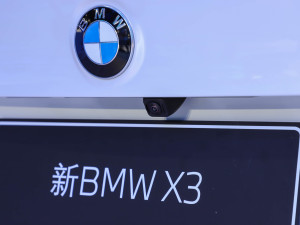 2022xDrive30i Mҹb ^