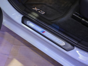 2022xDrive30i Mҹb g