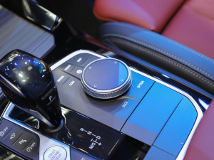 2022xDrive30i Mҹb п؅^