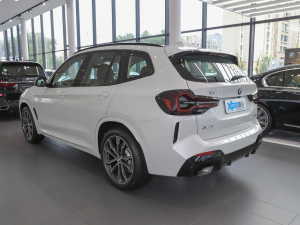 2022xDrive30iI Mҹb 45