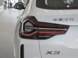 2022xDrive30iI Mҹb ^