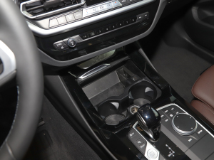 2022xDrive30iI(lng) Mҹb g