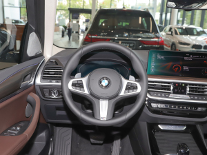 2022xDrive30iI(lng) Mҹb P