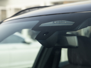 2022Ŀ xDrive30i  Mҹb ^