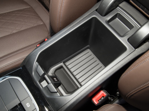 2022Ŀ xDrive30i  Mҹb g