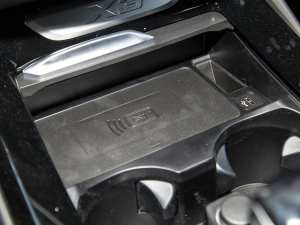 2022Ŀ xDrive30i  Mҹb g