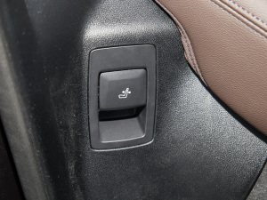 2022Ŀ xDrive30i  Mҹb g