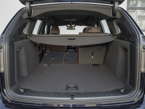 2022Ŀ xDrive30i  Mҹb g