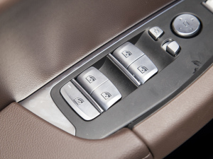 2022Ŀ xDrive30i  Mҹb п؅^