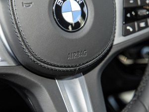 2022Ŀ xDrive30i  Mҹb п؅^