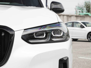 2022Ŀ xDrive30i  Mҹb ^