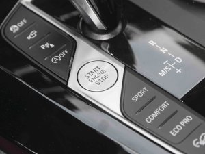 2022Ŀ xDrive30i  Mҹb п؅^