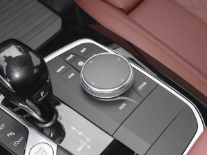 2022Ŀ xDrive30i  Mҹb п؅^