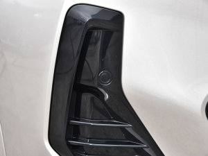 2022Ŀ xDrive30i I Mҹb ^