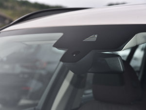 2022Ŀ xDrive30i I Mҹb ^