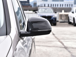 2022Ŀ xDrive30i I Mҹb ^